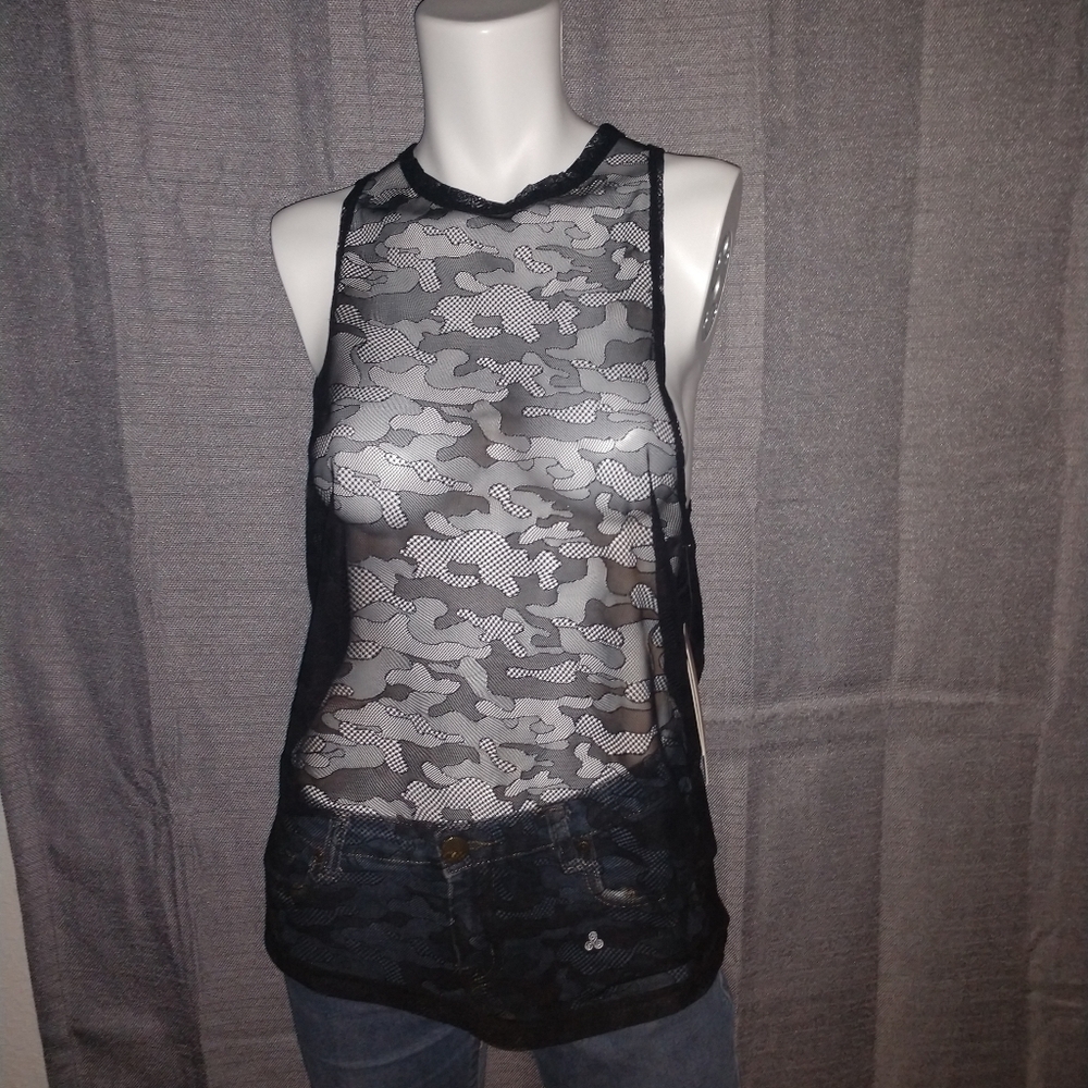 Soho sport women's cover up